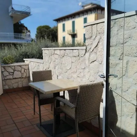 Hotel Lilla Desenzano del Garda