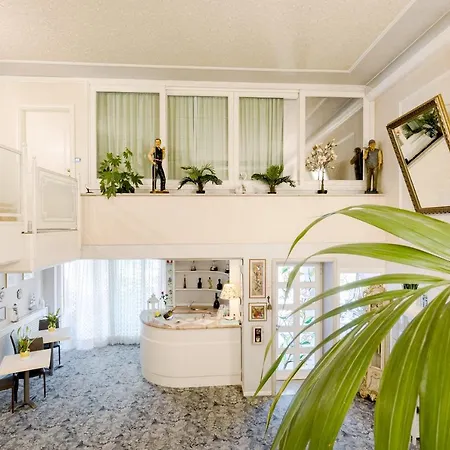 Lilla Hotel Desenzano del Garda