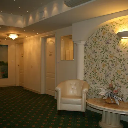 Lilla Hotel