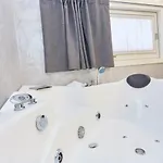 Ξενοδοχείο Lilla 3*