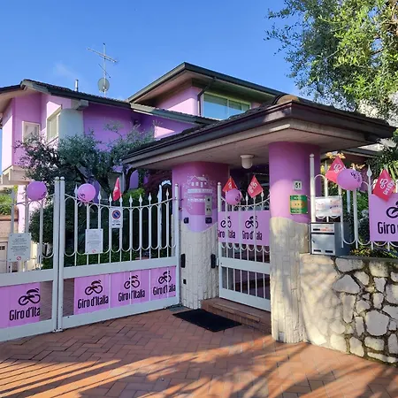 Hotel Lilla Desenzano del Garda