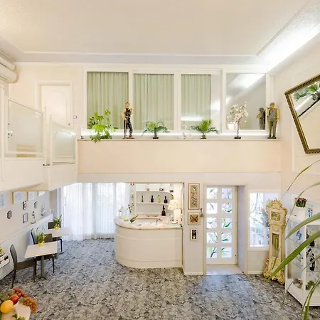Lilla Otel Desenzano del Garda